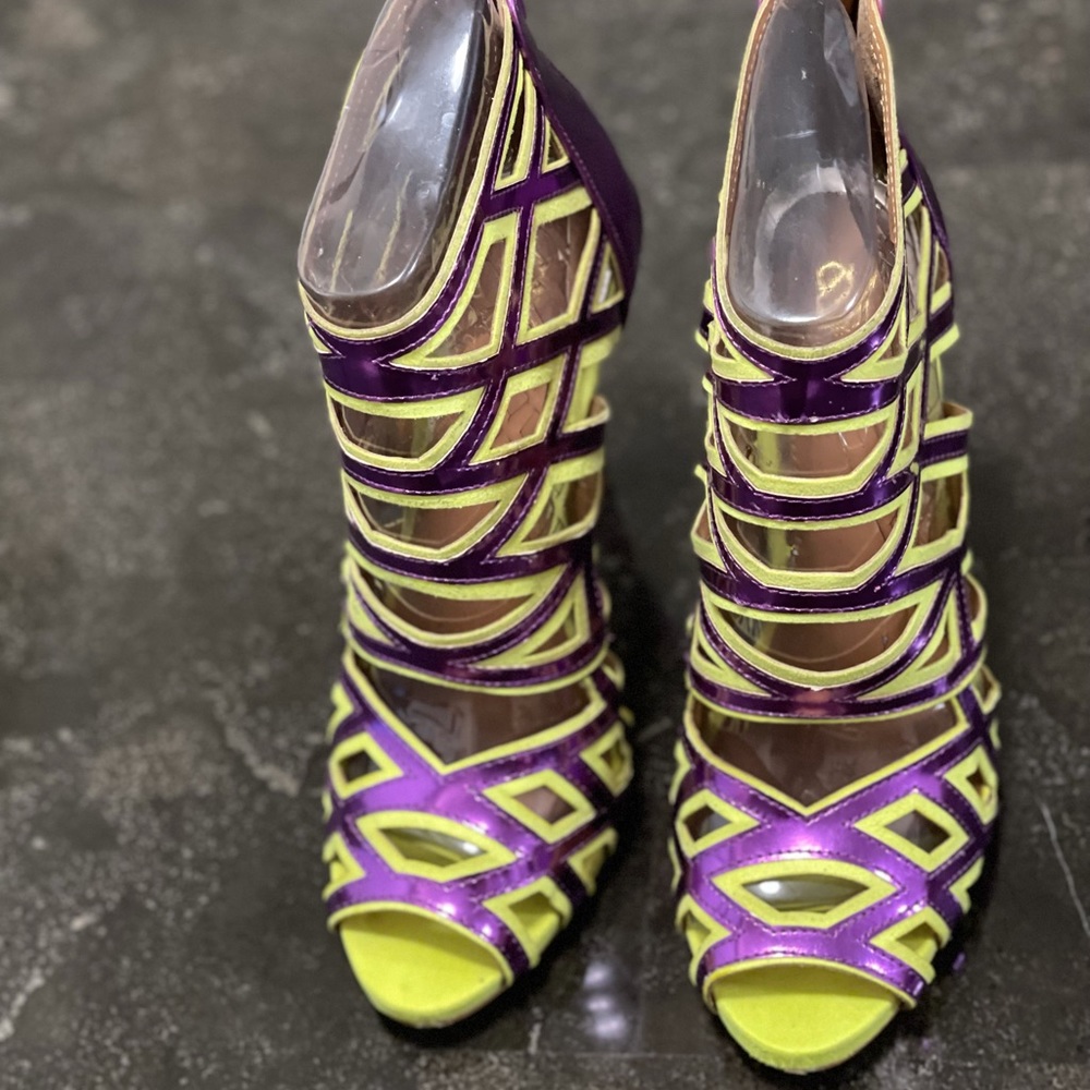 Women Purple and Like Green Scene Heels